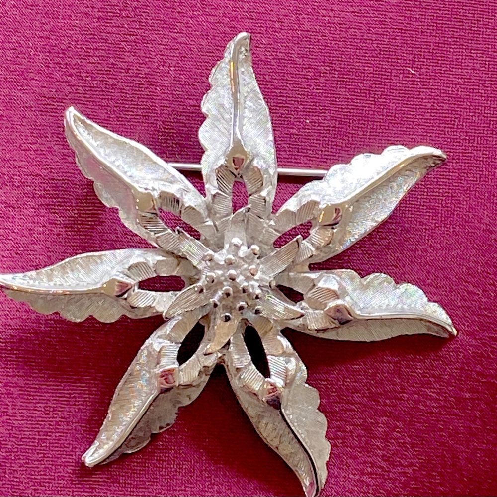 Pastelli Vintage Brooch